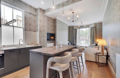 Royal Tunbridge Wells Apartment | Pass the Keys | Luxury flat centrally located