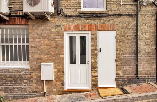 Royal Tunbridge Wells Apartment | Pass the Keys | Luxury flat centrally located