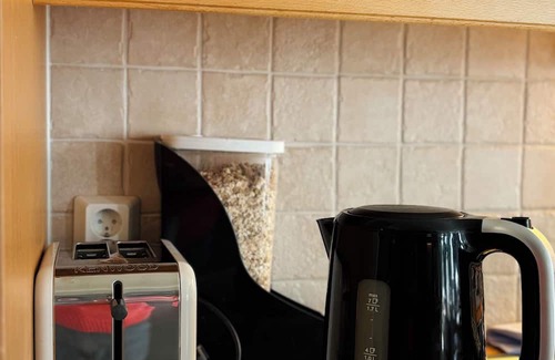 Oulu Condo | Entire Cozy 2-bedroom house in Oulu with parking, Sauna, patio, narture.