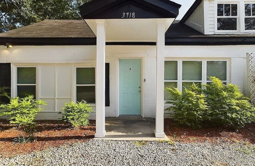 Rosewood Apartment | Elegant apartment in historic Rosewood. 10 minutes from Downtown Columbia.