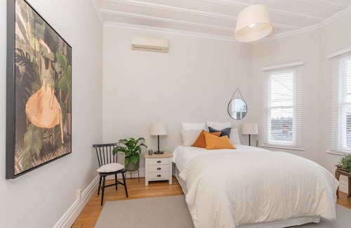 Kingsland House | Spacious 4-bedroom house in marvelous Auckland with WiFi, AC