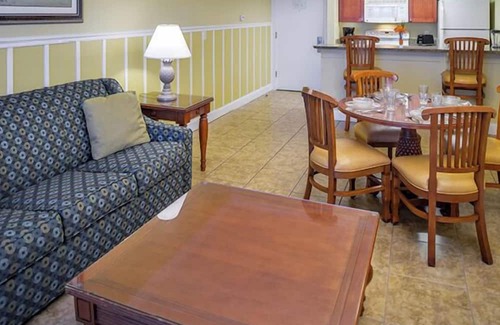 Bostroms Apartment | Diamond Resorts The Cove on Ormond Beach - North Tower - Studio
