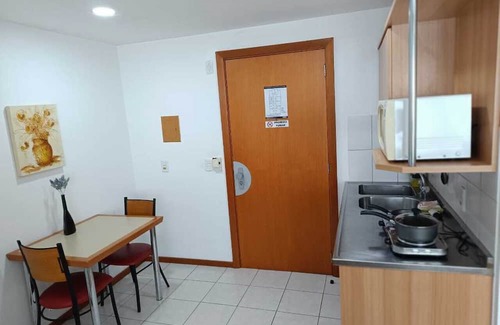Vila Rosa Apartment | Estúdio aconchegante no Centro Novo Hamburgo com WiFi e sala de ginástica.