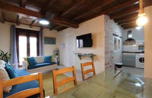 Hervas Apartment | COZY APARTMENT TO ENJOY WITH YOUR FAMILY AND FRIENDS. VEDELEJOS 1