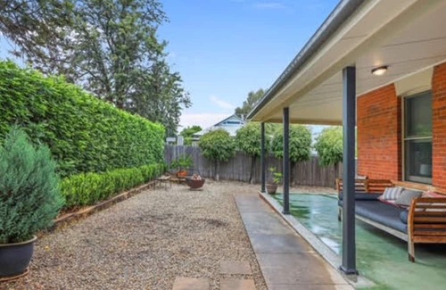 East Tamworth House | Charming 4-Bedroom Property with Pool in Tamworth