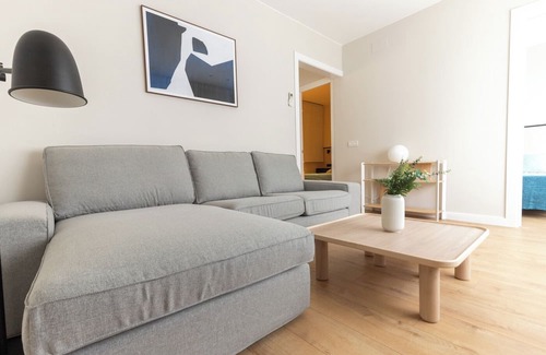 El Baix Guinardo Apartment | Weflating SANT PAU - Cozy 4 BDR