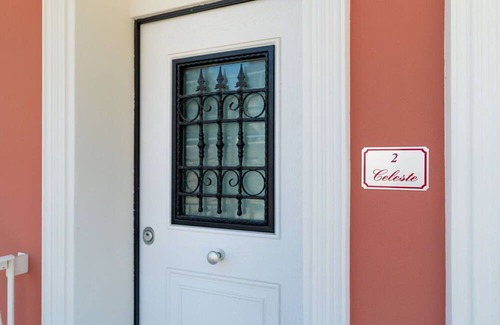 Bussana Villa | Cosy apartment in villa for 4 guests with WIFI