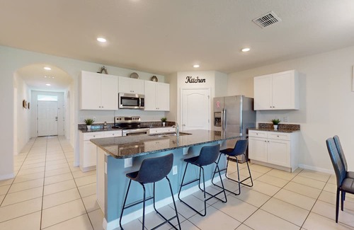 Meadow Woods House | Family-friendly home with WiFi, stainless steel appliances, & spacious yard
