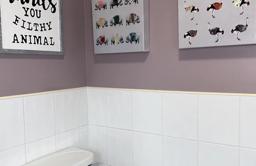 Perth Apartment | Bright and spacious bedroom. Forget your worries in this spacious, serene space.