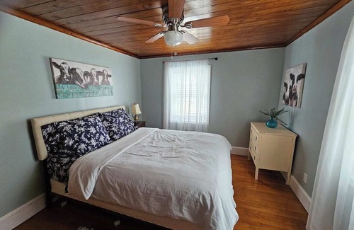 Sharpsburg House | Charming 3-bedroom house with WiFi, AC in lovely Sharpsburg