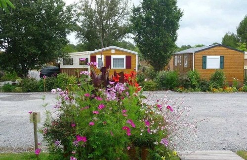 Saint-Michel-Escalus House | Camping 4 étoiles - Piscine - eebe0h