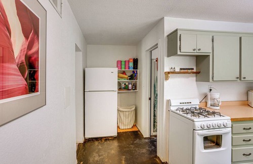 Durango Apartment | Little House in the San Juan Mtns w/Trail Access!