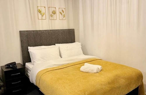 Seisdon Apartment | Luxury Studio Apartment Birmingham