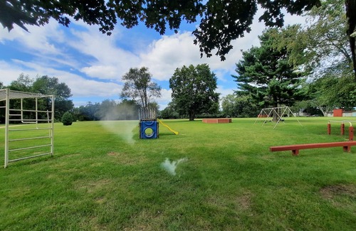 Fulton Cottage | Superb cottage with AC in resort overlooking the river