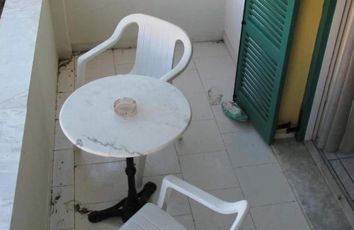 Roda Apartment | Studio Apartment 'Standard 4' with Shared Terrace, Wi-Fi and Air Conditioning