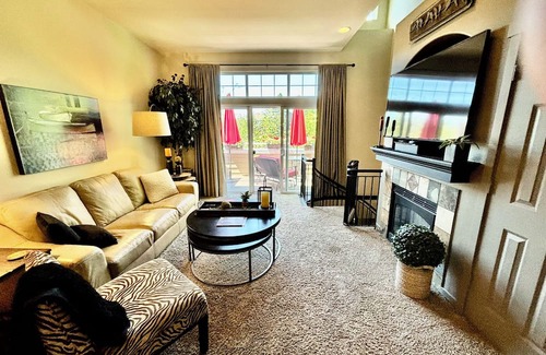 Issaquah Highlands House | Cozy 3-bedroom townhome in charming Issaquah Highlands area with WiFi.