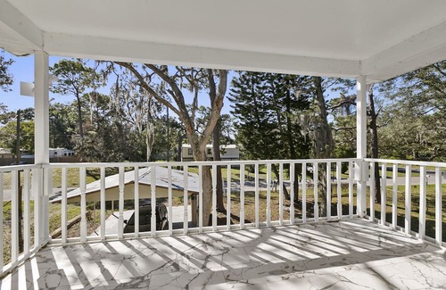 Gulf Coast Acres House | NEW LISTING! Tranquil Getaway: Relax in our Peaceful Haven by RedAwning