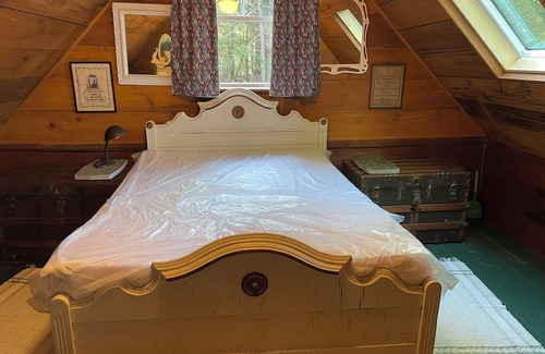 Bucksport Cabin | Rustic cabin on waterfront in Bucksport w/ modern plumbing, views, & privacy.