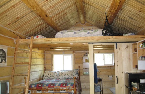 Trout Creek Cabin | Delightful log cabin in Trout Creek