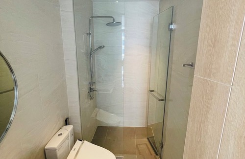 Ekkamai Condo | Super Host Luxurious stays