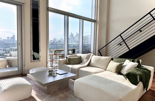 West End Condo | Penthouse on West 6th St