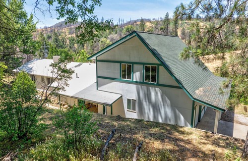 Mariposa House | "New" Jersey Meadows - Escape it All! 3BD +EV