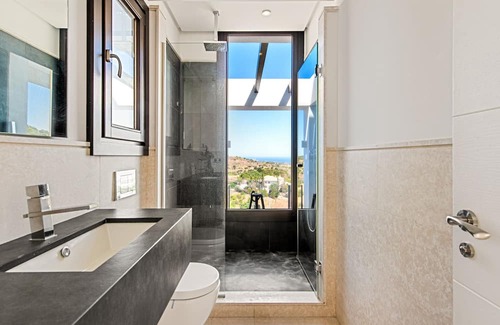 Marbella House | Holiday Home 'Modern Villa with Amazing Sea View' with Sea View, Wi-Fi and Air Conditioning