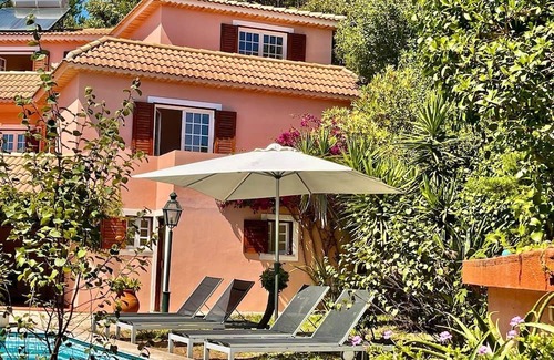 Charneca da Cotovia House | Villa Figueira - Propriedade a 5 Minutos das Praias com Grande Jardim