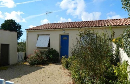 Challans House | Camping 4 étoiles - Piscine - efciac