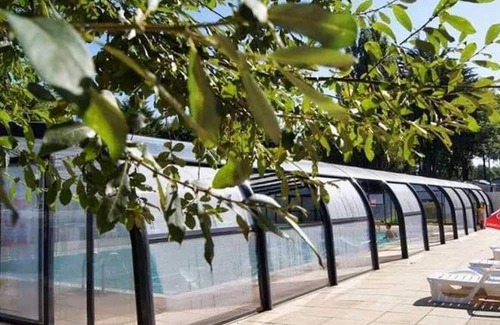 Guerande Apartment | Cabane 3 étoiles - Piscine - eeigaa