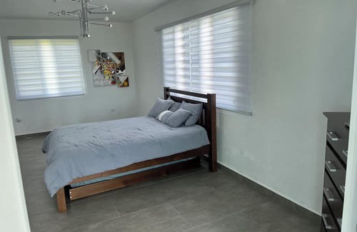 Florida House | Cozy 2-bedroom house in peaceful Vieques with AC, WiFi, pool and more