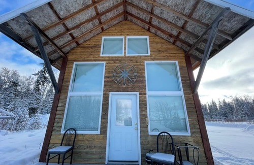 Salamatof Ski Chalet | Lake Vista Chalet - Kitchen, Bath, Loft, WiFi, Fire Pit