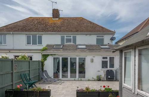 Herne Bay House | *NEW* Coastal Family House | Pass the Keys