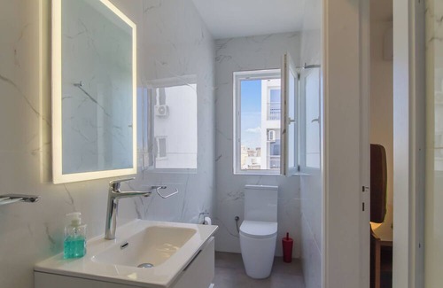 Sliema Villa | Sunny penthouse modern 2 bdr - Sliema