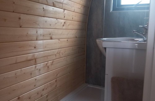 Inishowen Cabin | Fantastic cabin with panoramic sea views, located in Quigley's Point, Inishowen.