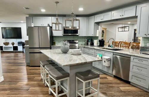 Fort Myers Shores House | A Forest Pool Calloosahatchee River Retreat