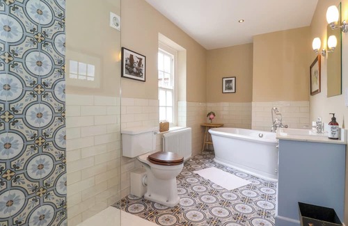 Sutton on the Forest Cottage | CHAUFFEURS COTTAGE, pet friendly, with open fire in Huby