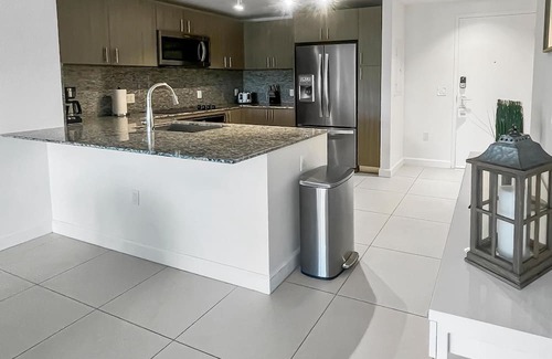 Doral Condo | Urban Chic: 3BR Doral Retreat