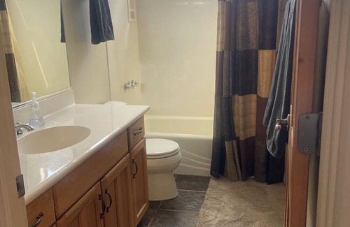 New River House | Cozy 1-bedroom house in charming New River with AC