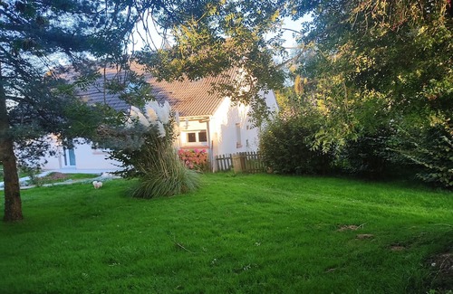 Alembon Bed & Breakfast | Chambre L'indus Chambre D'hôtes "Au Pied de la Colline"