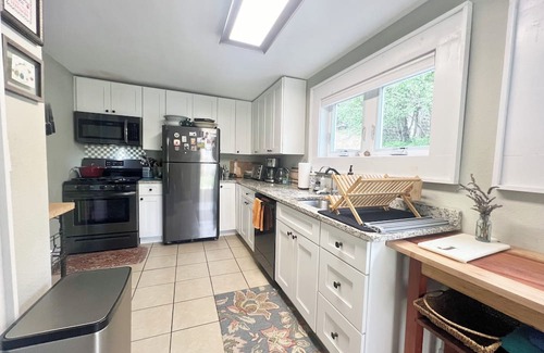 Thomas House | Riverview, Entire Home In Thomas West Virginia