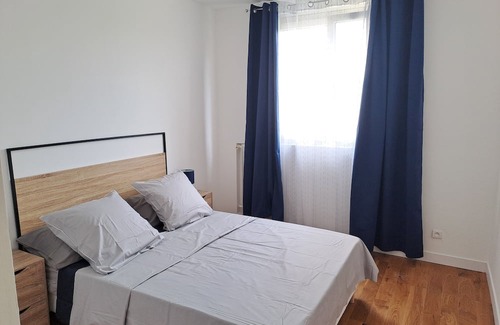 Thiais Apartment | Un Appartement 7 Personnes Agréables et Tranquille, Bien Desservis