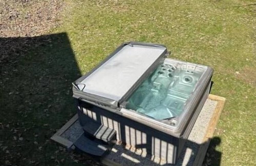 Gnaw Bone House | Peaceful home minutes from town. Hot tub, fire pit, game room. Dog friendly!