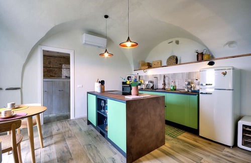 Civezza Apartment | Cà Di furesti is a garden appartement1bedroom for 4 with fully air conditioning