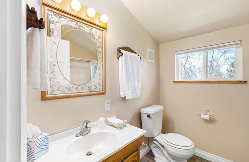 Fairfield House | Fairfield Park Inn Room #4