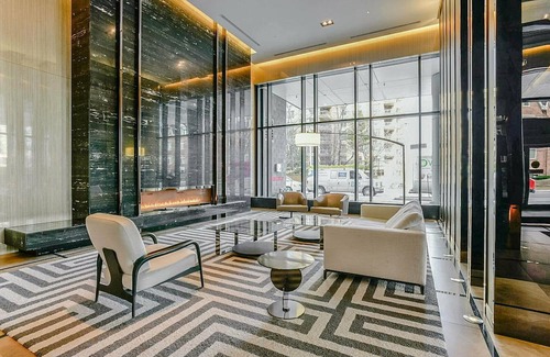 Yonge-Eglinton Apartment | Spacious 2+1 Bedroom in Luxury Building with Access to LCBO, Loblaws, Starbucks