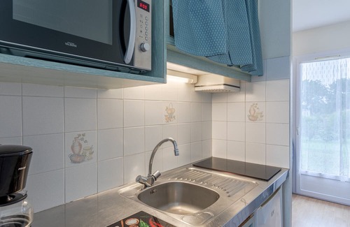 Mache Resort | Property In A Holiday Village '5 - Maison T3 Eco' with Shared Pool, Terrace and Shared Garden