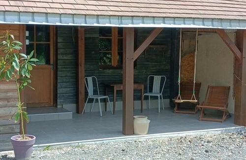 Saint-Parize-le-Chatel Bed & Breakfast | Chambre D'hôte Avec Petit Déjeuné .à 5 Minutes du Circuit de Magny Cours