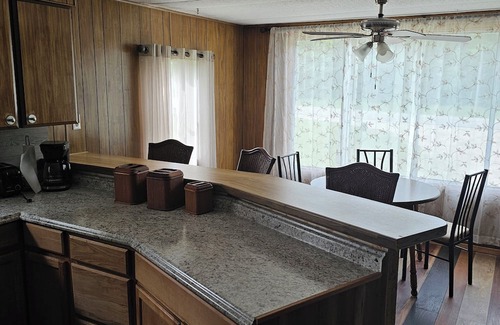 Rapid City House | Martini Hidewa, come enjoy country living.
