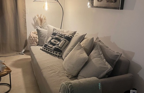 Aleria Apartment | Appartement Neuf en Duplex Proche Centre Village, 4 kms des Plages. Pépite !